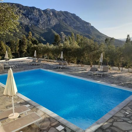 Agriturismo Palas De Serra Country Resort Onifai Luaran gambar