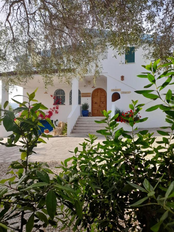Agriturismo Palas De Serra Country Resort Onifai Luaran gambar
