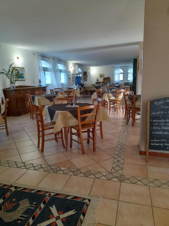 Agriturismo Palas De Serra Country Resort Onifai Luaran gambar